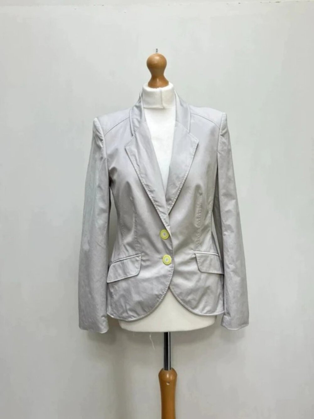 Women’s Basler Jacket Size  12 Beige Yellow Trim Work Oyster Blazer Button